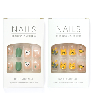 Custom False Nail Дешевая цена Красочный пресс на ногтях