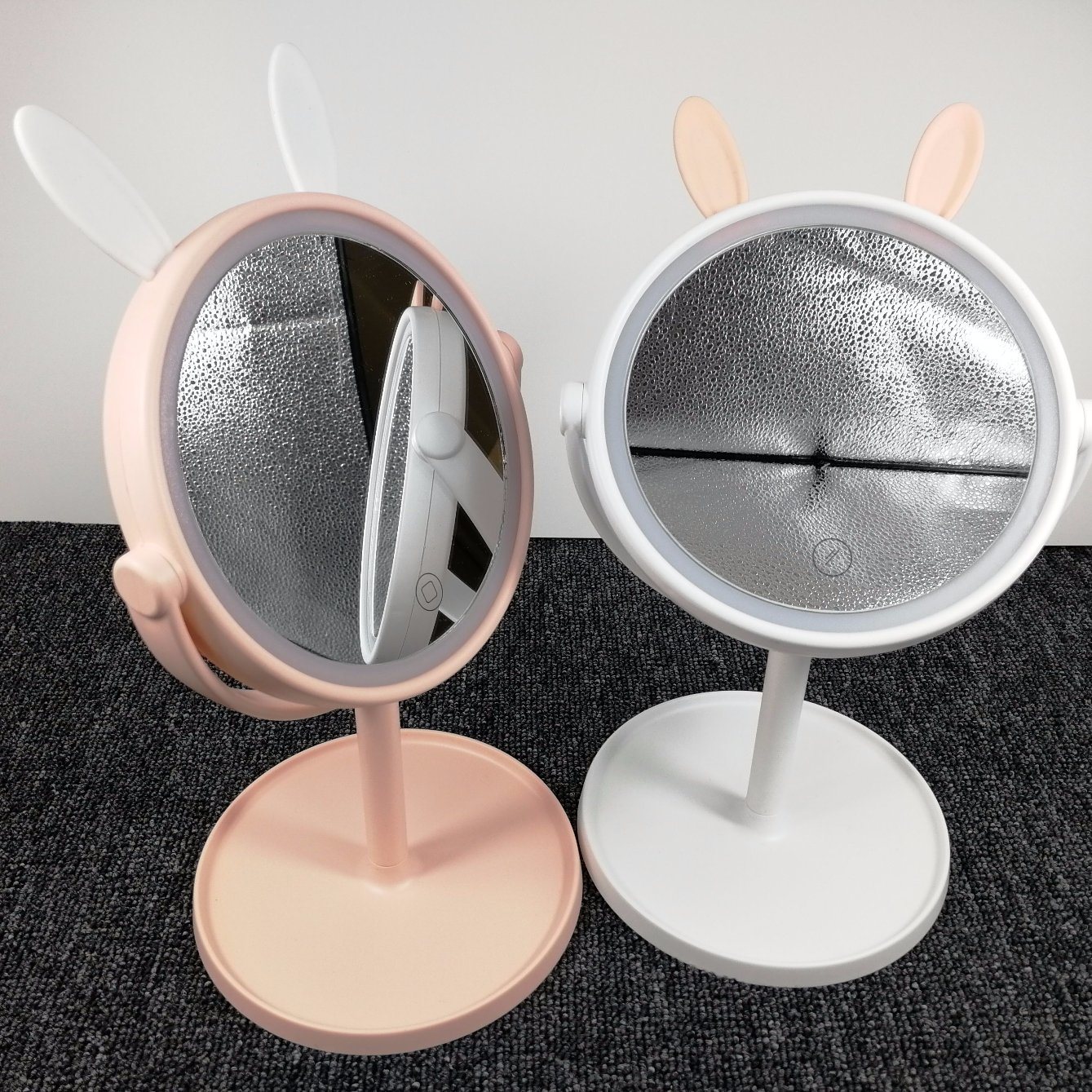 Зеркало для настольных ПК Rabbit Custom LED Cosmetics Mirror
